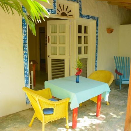 Готель Cabarete Surf Camp Екстер'єр фото