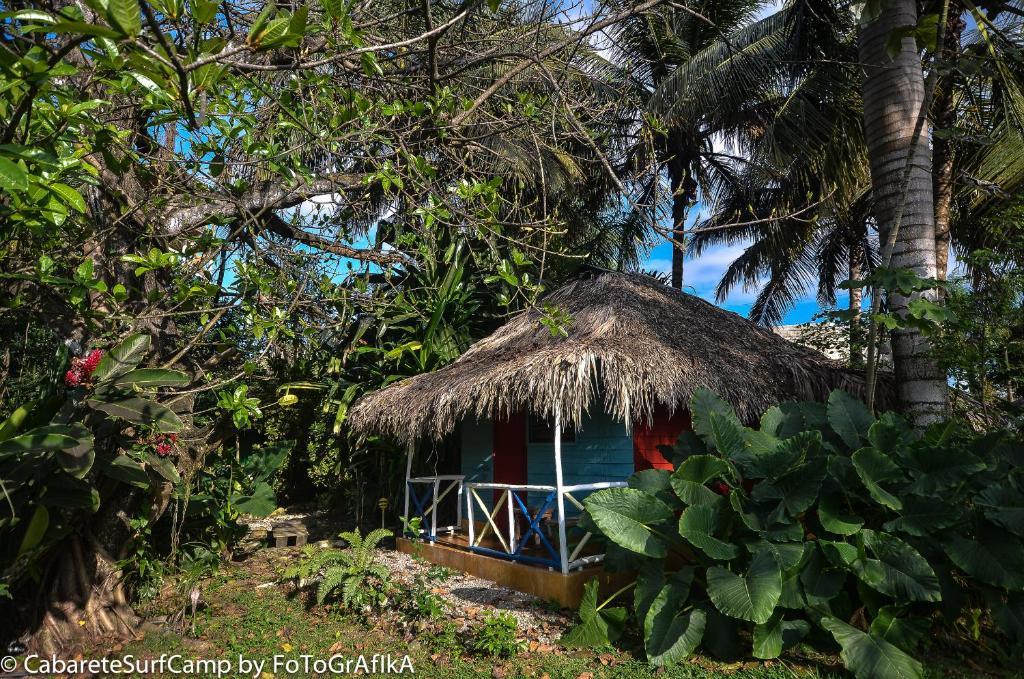 Готель Cabarete Surf Camp Екстер'єр фото
